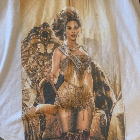 Official BEYONCÉ Tank Top - Picture 3 of 5